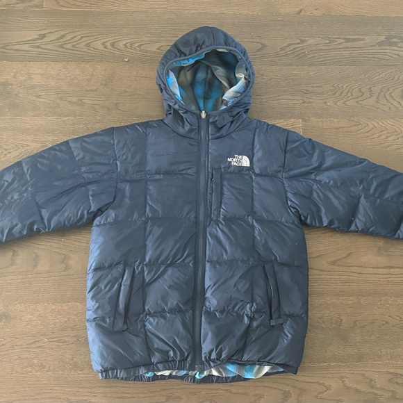 **SOLD**The North Face youth reversible puffy jacket size L age 14 - Picture 3 of 16